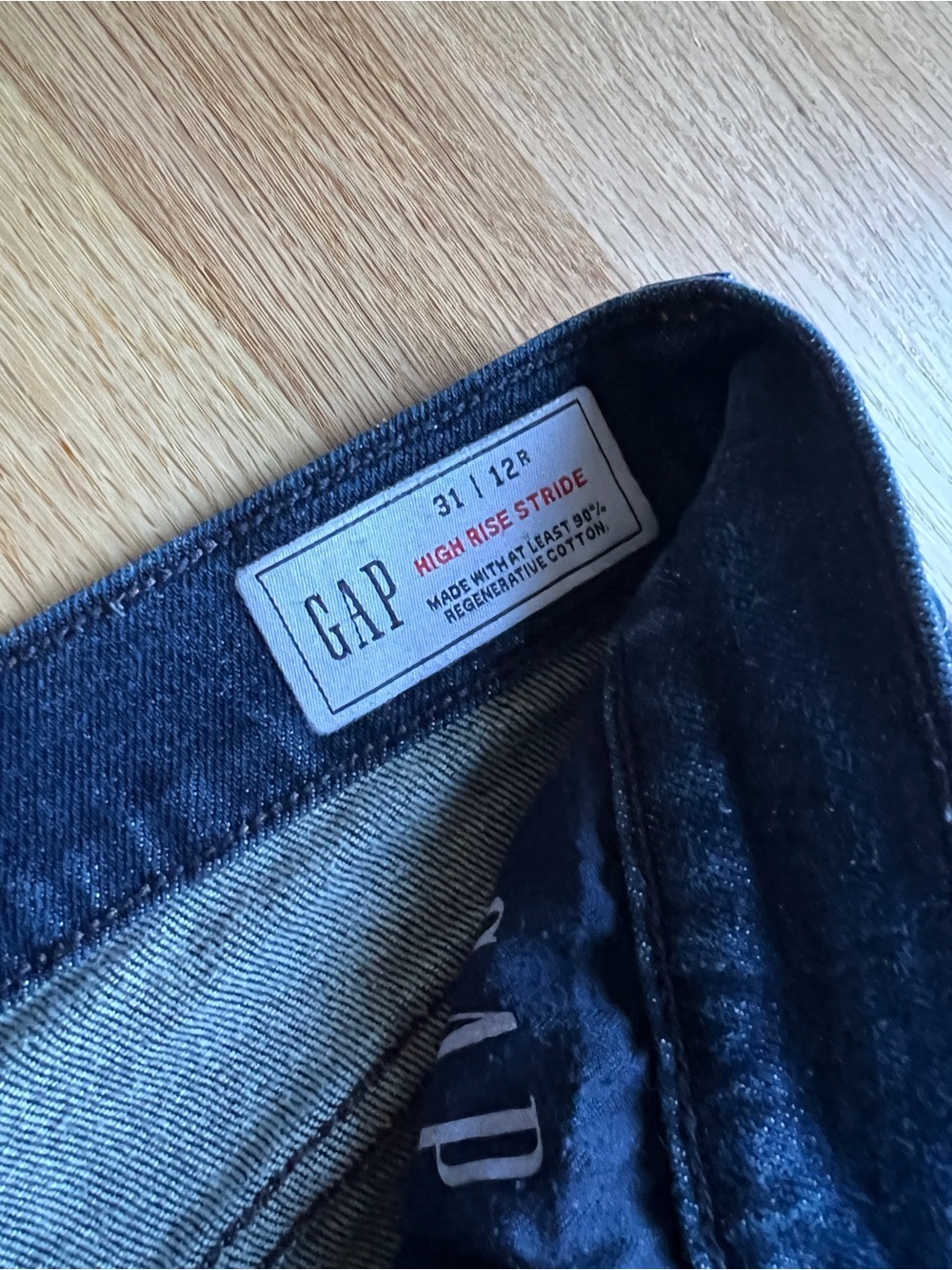 GAP High Rise Stride Jean - Picture 3 of 5